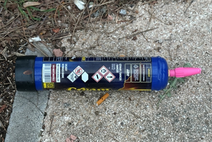 Exemple d'un "ballon" de protoxyde d'azote. Bien différent de ce que vous pouvez trouver un supermarché.